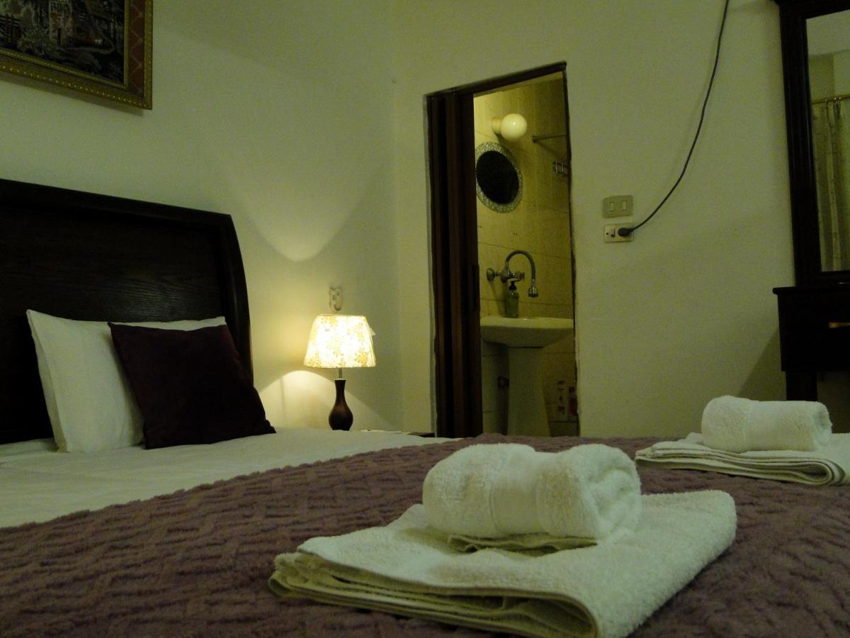 Gadara Rent Room Umm Qays Habitación foto